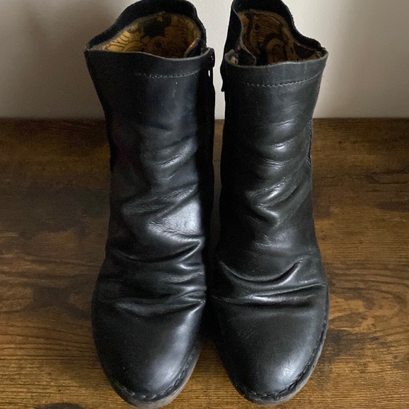 Fly London Shoes - Fly London wedge zip ankle boot size 38